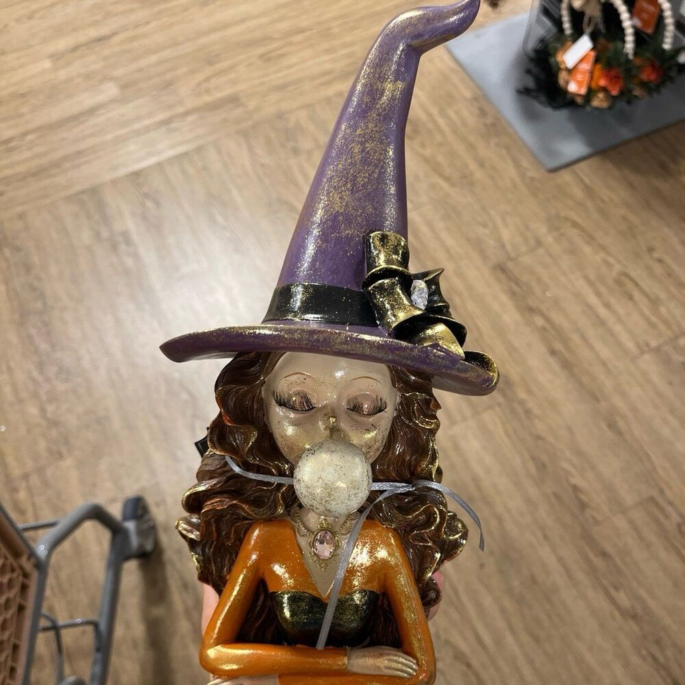 Bella Lux Halloween Glittery Witch Blowing Gum